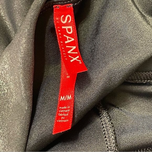 SPANX Faux Leather Stripe Legging in Very Black White - Picture 8 of 10